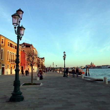 Appartement Harmony San Basilio à Venise Extérieur photo