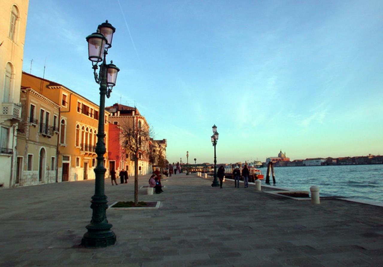 Appartement Harmony San Basilio à Venise Extérieur photo